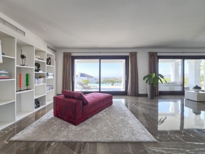 Benahavis property: Villa for sale in Benahavis, Spain 245926