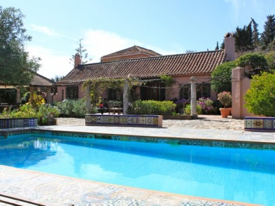 Estepona property: Villa for sale in Estepona, Spain 246011