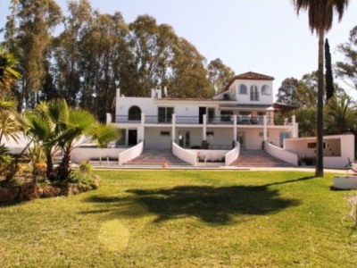 Estepona property: Villa for sale in Estepona 246076