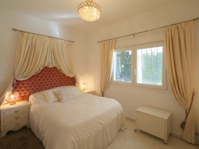 Estepona property: Malaga property | 4 bedroom Villa 246231