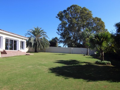 Estepona property: Villa for sale in Estepona, Malaga 246237