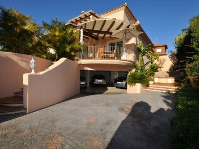 Marbella property: Villa with 4 bedroom in Marbella 246330