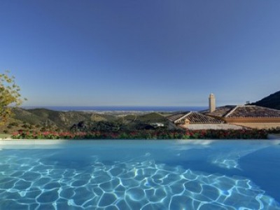 Benahavis property: Villa with 3 bedroom in Benahavis, Spain 246344