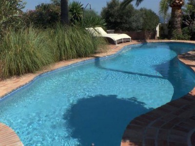 Estepona property: Villa with 4 bedroom in Estepona 246544