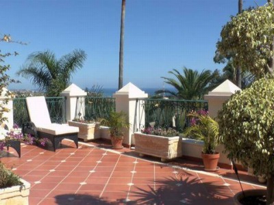 Estepona property: Villa with 4 bedroom in Estepona, Spain 246544