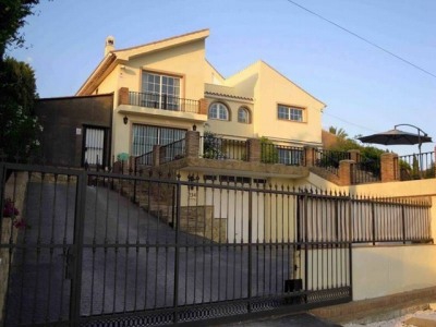 Estepona property: Villa for sale in Estepona 246593