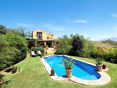 Estepona property: Villa for sale in Estepona 246642