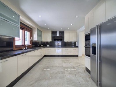 Estepona property: Villa with 4 bedroom in Estepona 246672