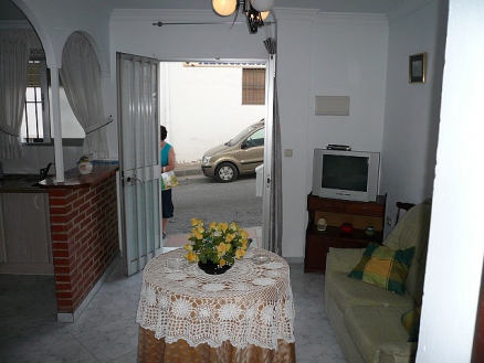 Frigiliana property: Apartment to rent in Frigiliana, Malaga 247264