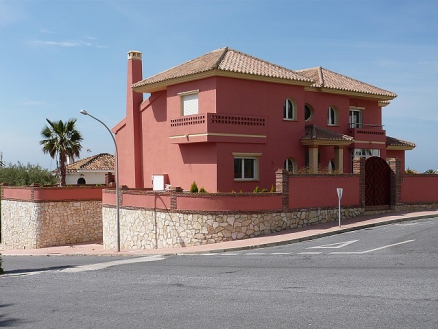 Miraflores property: Villa to rent in Miraflores, Spain 247329