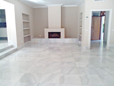 Villa with 4 bedroom in town 247338