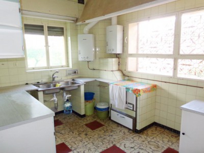 Villa for sale in town, Spain 247407