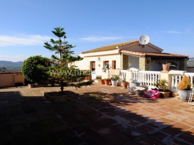 House for sale in town, Spain 247447
