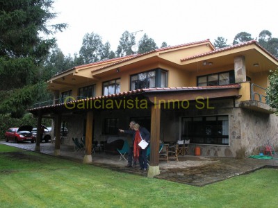 Villa for sale in town, Spain 247518