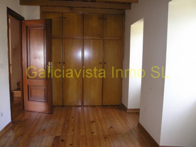 Outes property: Coruna House 247557