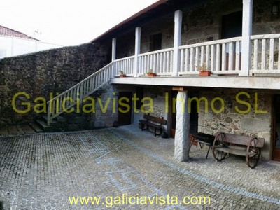 Townhome with 4 bedroom in town, Spain 247575