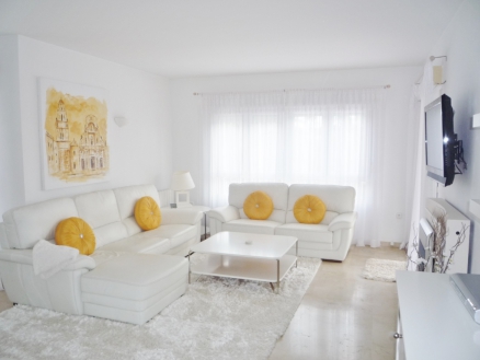 Villamartin property: Alicante property | 3 bedroom Villa 247669