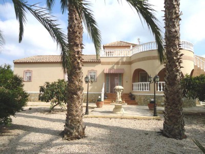 Dolores property: Villa in Alicante for sale 248036