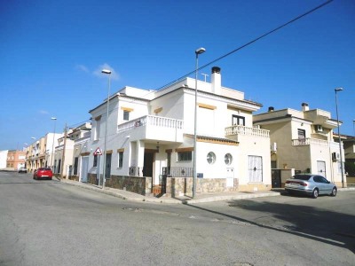 Benferri property: Townhome for sale in Benferri 248038