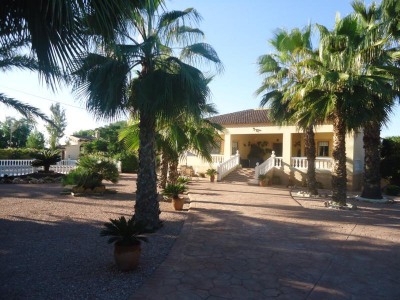 Catral property: Alicante property | 4 bedroom Villa 248076