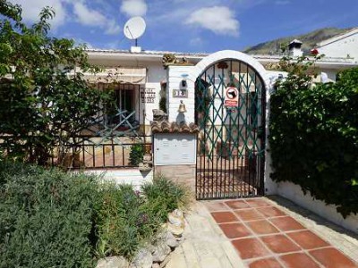 Alcaucin property: Villa for sale in Alcaucin, Malaga 248242