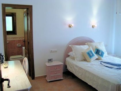 Pedreguer property: Alicante property | 4 bedroom Villa 250057