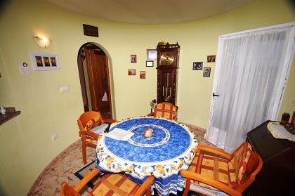 Villamartin property: Villa with 5 bedroom in Villamartin, Spain 251464