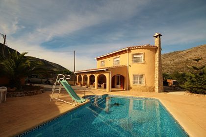 Benichembla property: Villa for sale in Benichembla 251842