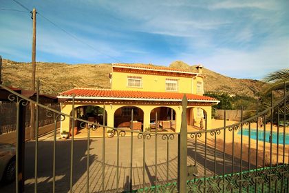 Benichembla property: Villa for sale in Benichembla, Spain 251842