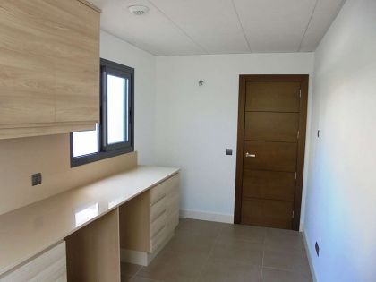 Apartment for sale in town, Alicante 252101
