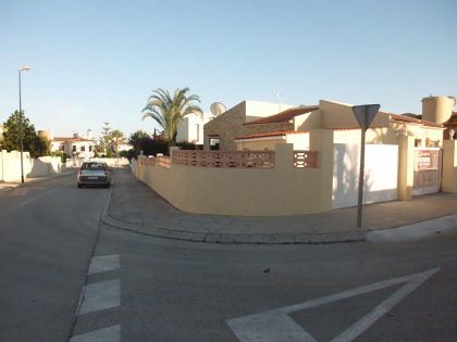 Villa for sale in town 252127