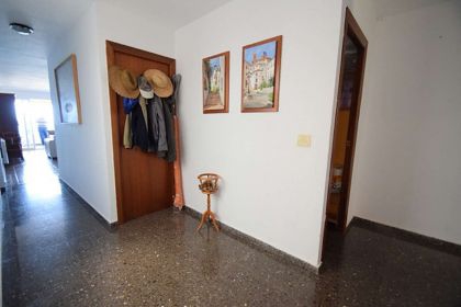 Apartment for sale in town, Alicante 252198
