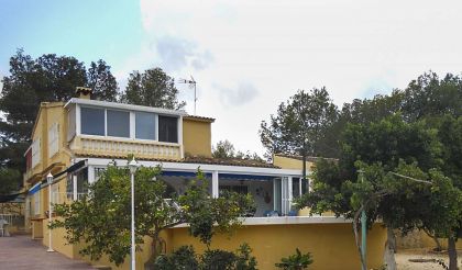 Albir property: Villa with 5 bedroom in Albir 252453