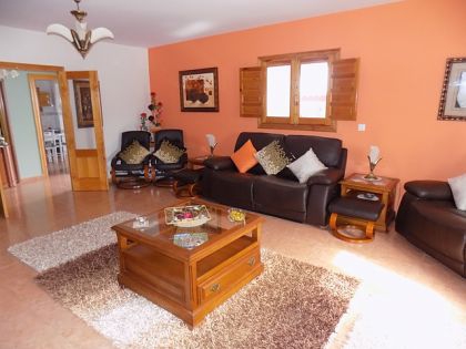 Villa with 4 bedroom in town, Spain 252567