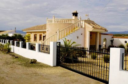 Villa with 3 bedroom in town, Spain 252576