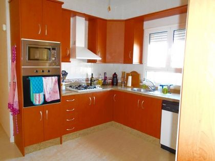 Villa for sale in town, Alicante 252576
