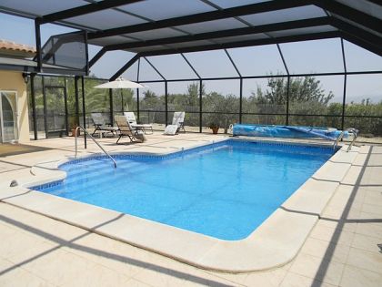 Villa with 3 bedroom in town 252595