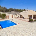 Villa for sale in town 252604