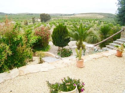 Villa for sale in town, Alicante 252611
