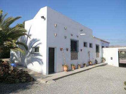 Villa for sale in town, Spain 252612