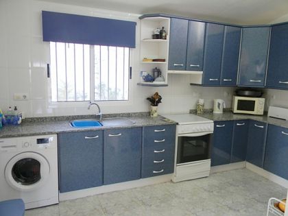 Villa with 4 bedroom in town, Spain 252612