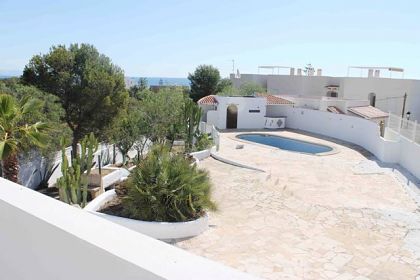 Villa with 3 bedroom in town 252643