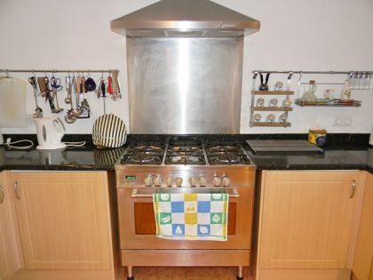 Villa with 5 bedroom in town 252651