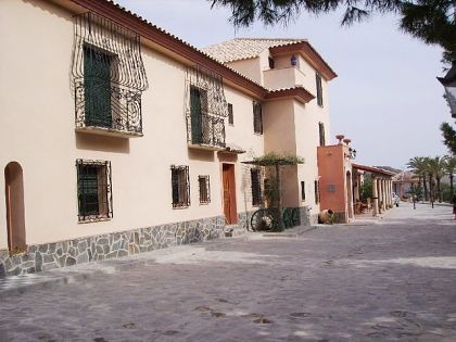 Villa for sale in town, Spain 252654