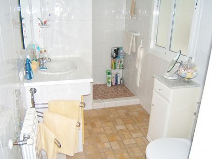 Villa with 3 bedroom in town 252658