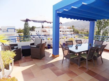 Villa for sale in town, Spain 252661
