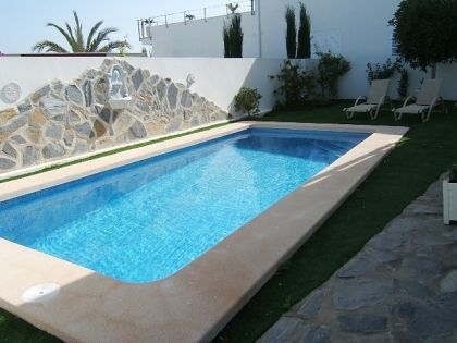 Villa for sale in town, Alicante 252673