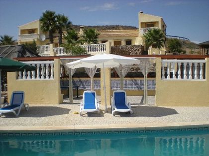 Alicante property | 5 bedroom Villa 252680