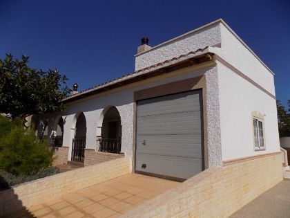 Villa for sale in town 252687