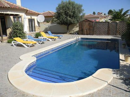 Villa for sale in town, Spain 252726